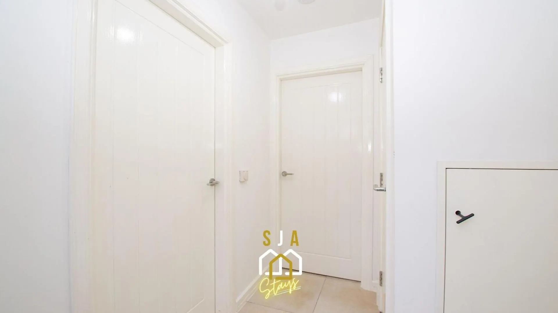 Affleck Stay 1 - Sja Stays - Modern 2 Bed Apartment - With Parking Aberdeen 0*,  Reino Unido