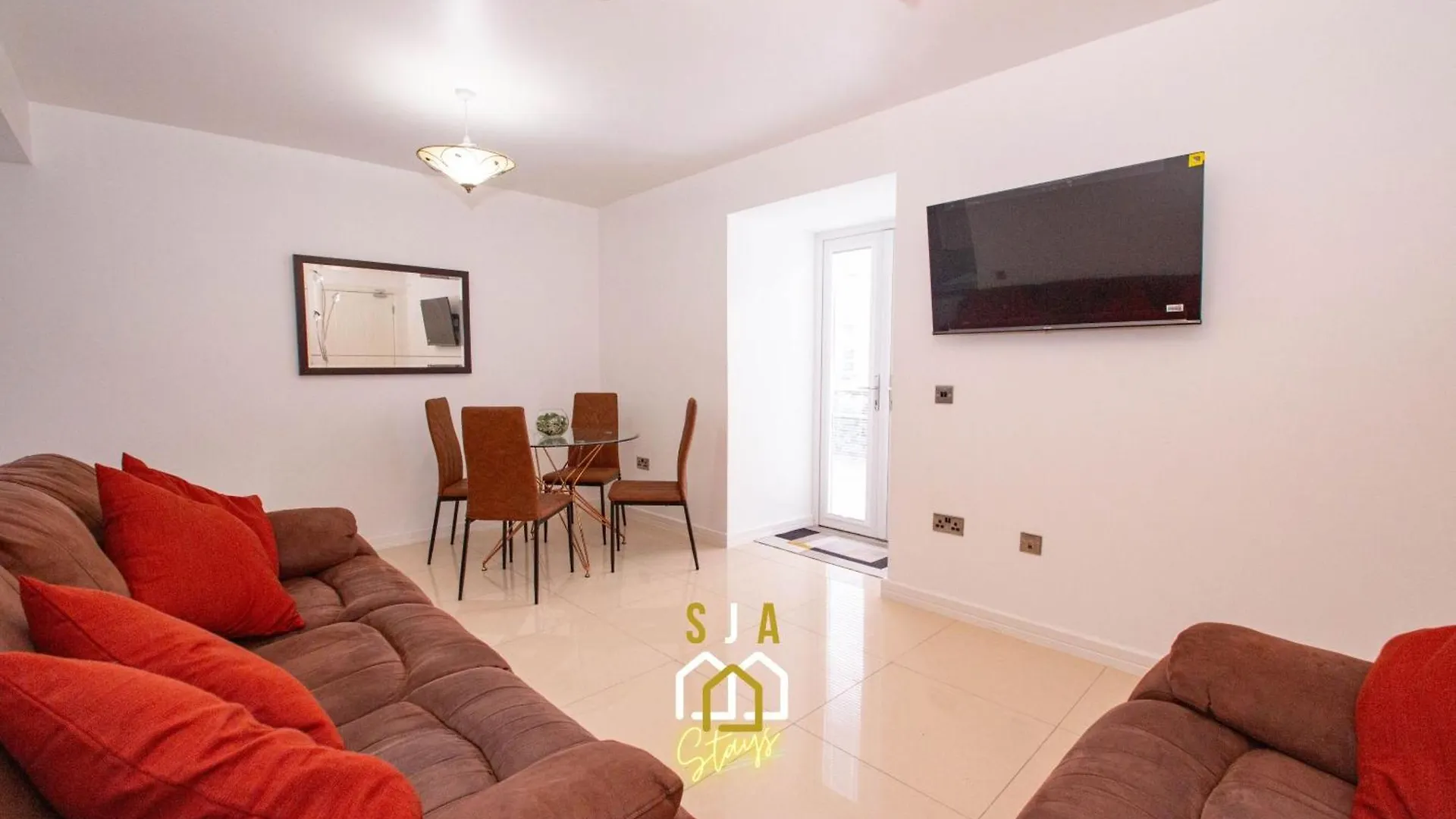 Affleck Stay 1 - Sja Stays - Modern 2 Bed Apartment - With Parking Aberdeen Reino Unido