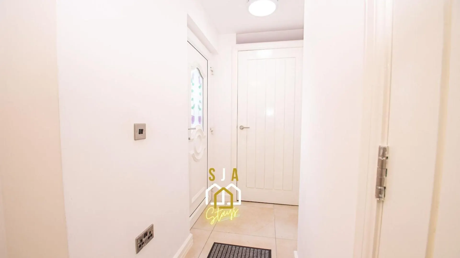 Affleck Stay 1 - Sja Stays - Modern 2 Bed Apartment - With Parking Aberdeen Velká Británie